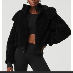 Alo foxy sherpa jacket xs